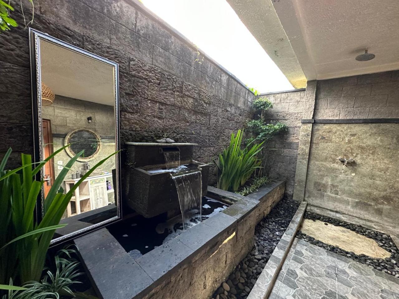 Villa Mirah House Ubud Exterior foto