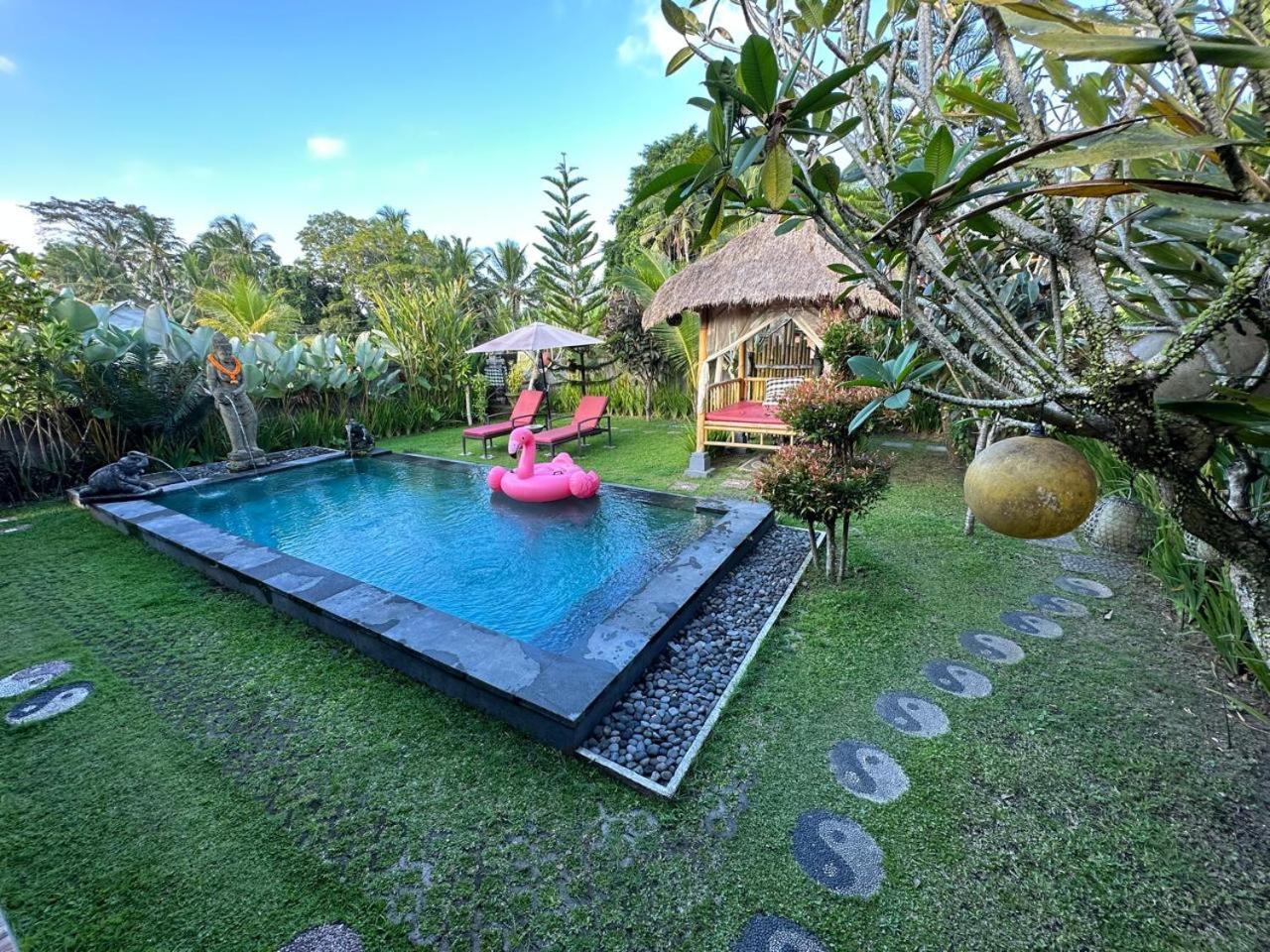 Villa Mirah House Ubud Exterior foto